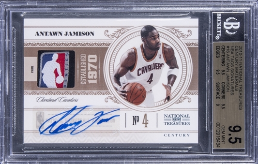 2010-11 Panini National Treasures Century Materials NBA Tags Signatures #16 Antawn Jamison Signed Patch Card (#1/1) - BGS GEM MINT 9.5/BGS 8